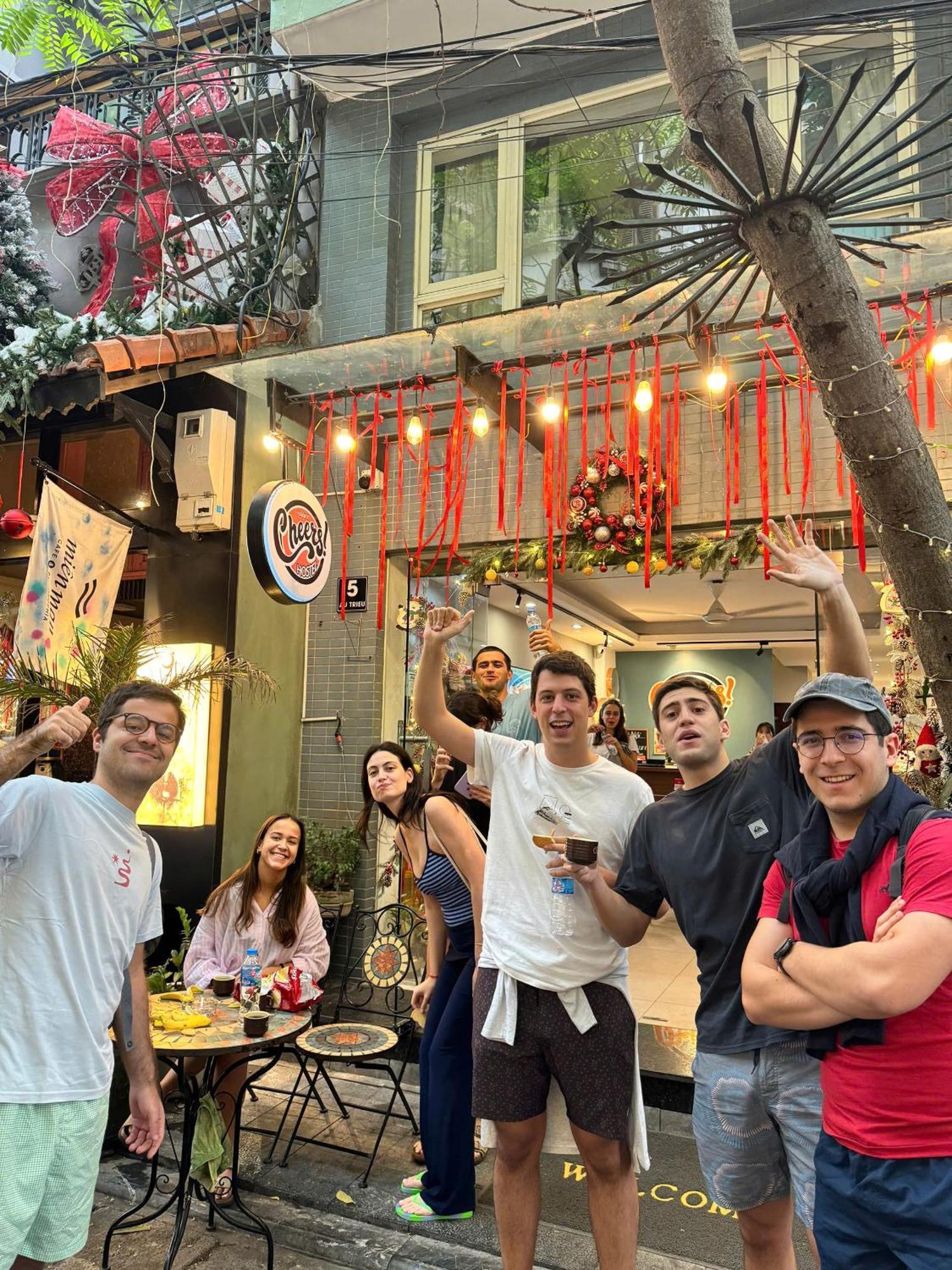 Cheers Hostel Hanoi Bagian luar foto